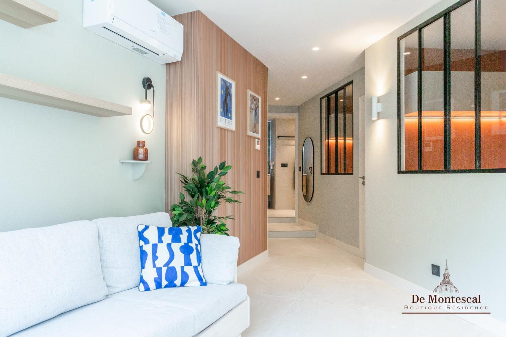 De Montescal - Hot Tub And Ac Cosy Apartment A Prime Location 40M2 Paris Exterior photo